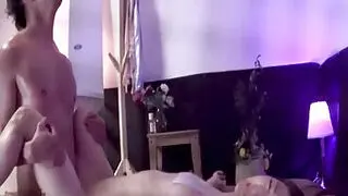 准备好迎接小沙最淫荡的比基尼身材带来的纯粹快感